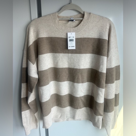 Splendid Livy Sweater never worn - Picture 2 of 4